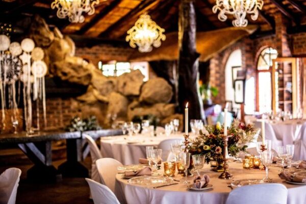 TOP TIPS WHEN CHOOSING YOUR DREAM WEDDING VENUE 