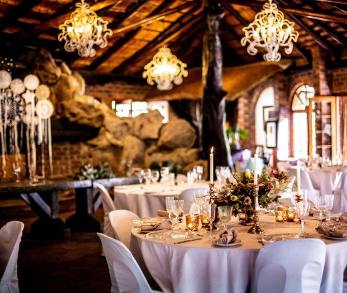 Read more about the article TOP TIPS WHEN CHOOSING YOUR DREAM WEDDING VENUE 