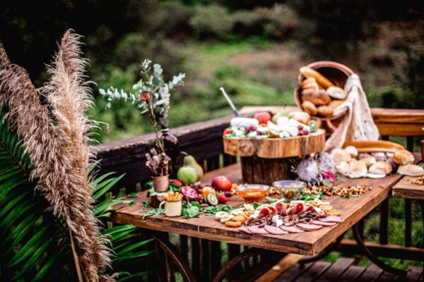 GUIDE TO CREATING A CULINARY MASTERPIECE FOR YOUR WEDDING
